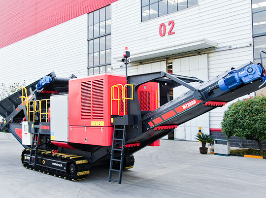紅星履帶移動破碎篩分站，行走的破碎制砂廠！無需基建，投資成本更低！